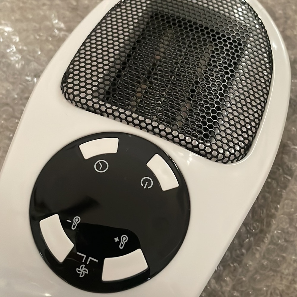Portable Plug In Space Heater 500 Watt LED Display Timer Function Countertop NEW - Picture 9 of 10